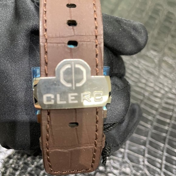 Men's Watch - Picture 3 of 3